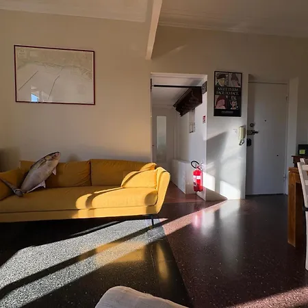 A Due Passi Da Tutto, Luminoso Vicino Al Navebus * ג'נובה