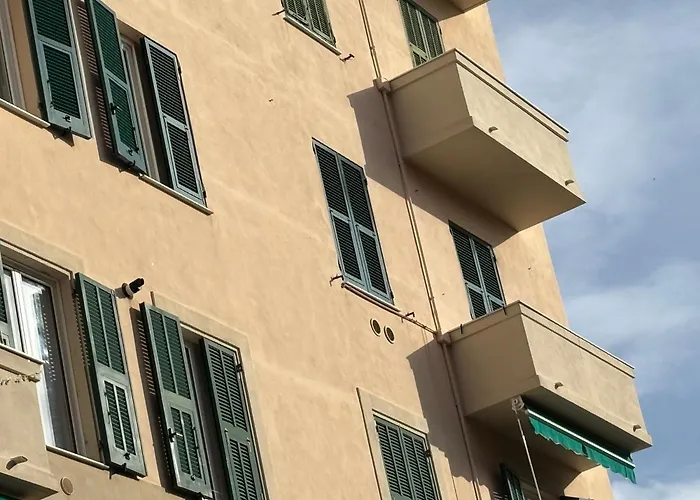 A Due Passi Da Tutto, Luminoso Vicino Al Navebus