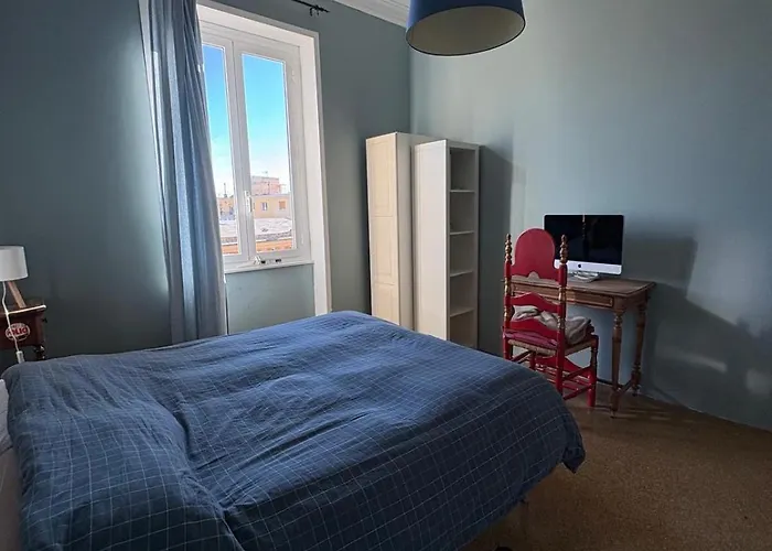 A Due Passi Da Tutto, Luminoso Vicino Al Navebus *