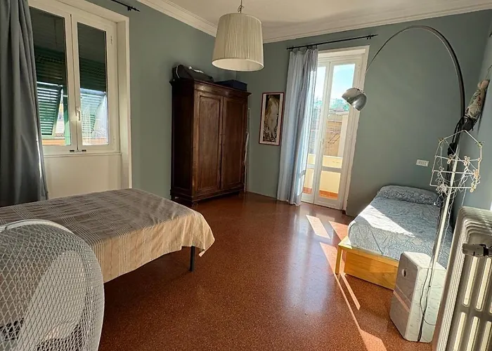 A Due Passi Da Tutto, Luminoso Vicino Al Navebus Apartment Genoa