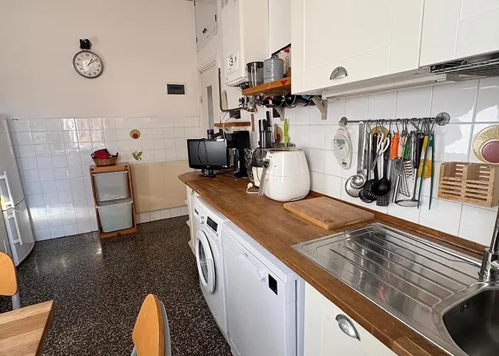 A Due Passi Da Tutto, Luminoso Vicino Al Navebus Apartment Genoa