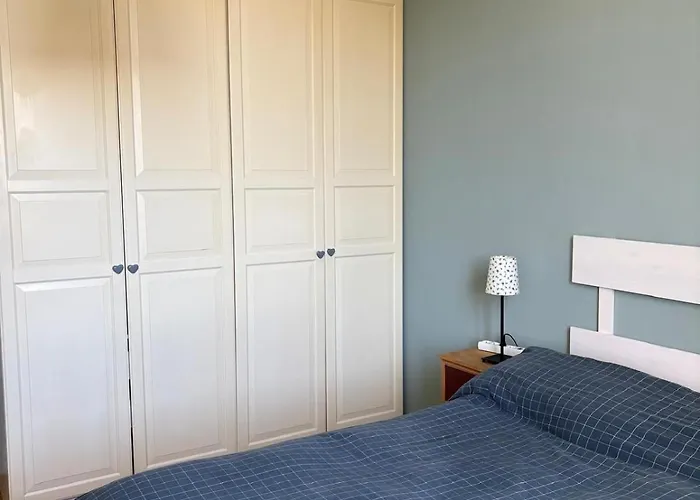 Apartment A Due Passi Da Tutto, Luminoso Vicino Al Navebus Genoa