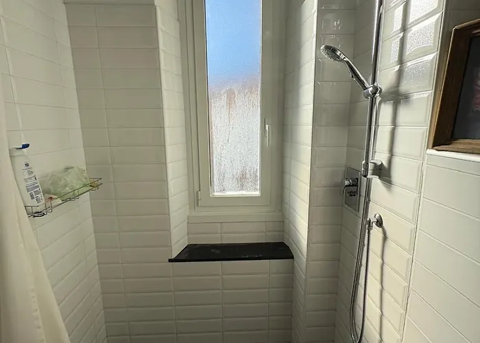 Apartment A Due Passi Da Tutto, Luminoso Vicino Al Navebus Genoa